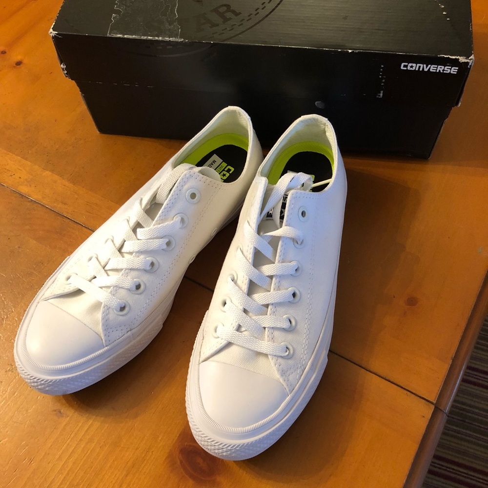 Brand New Converse 2 OX White Low Top 8.5